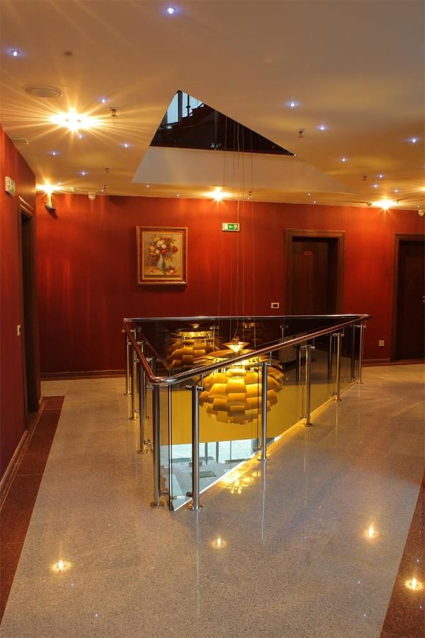 Отель Hotel City Pleven Плевен-16