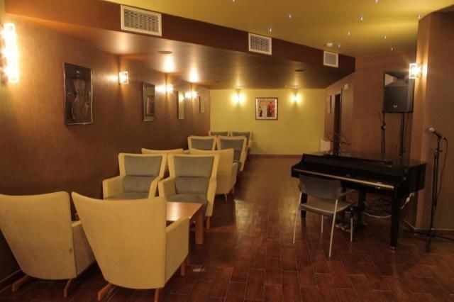 Отель Hotel City Pleven Плевен-28