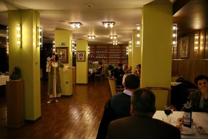 Отель Hotel City Pleven Плевен-34